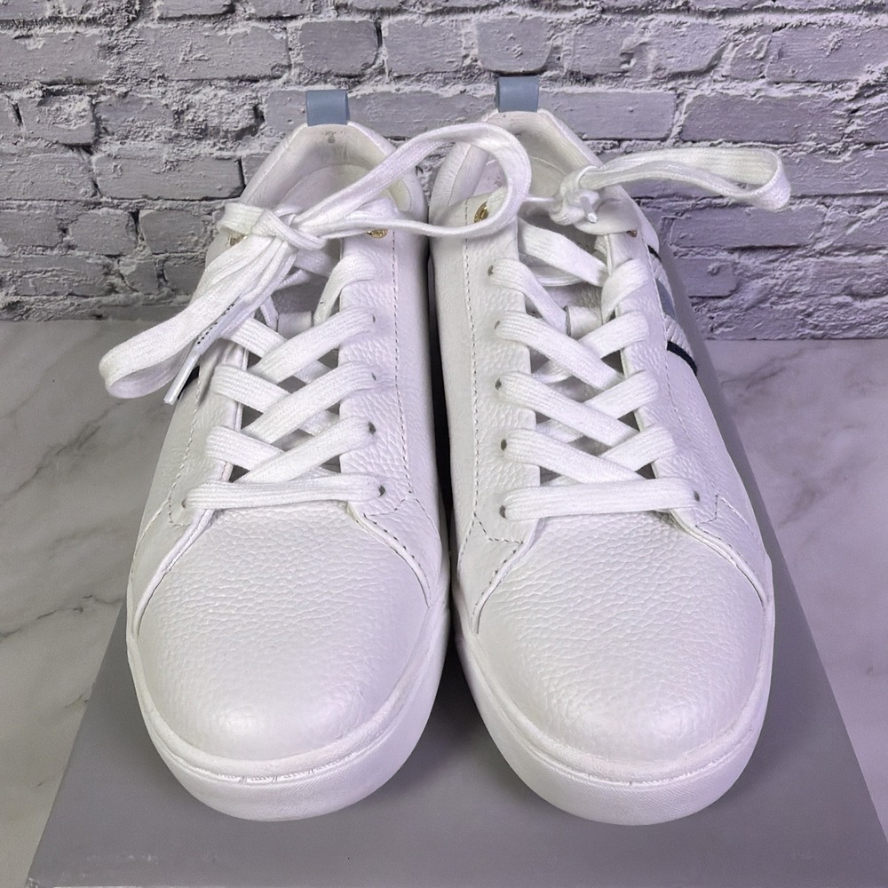 Ted Baker "Bailey Icon" Women's Classic Leather Tennis Shoe (Blue-White) Size 8 - Picture 2 of 8